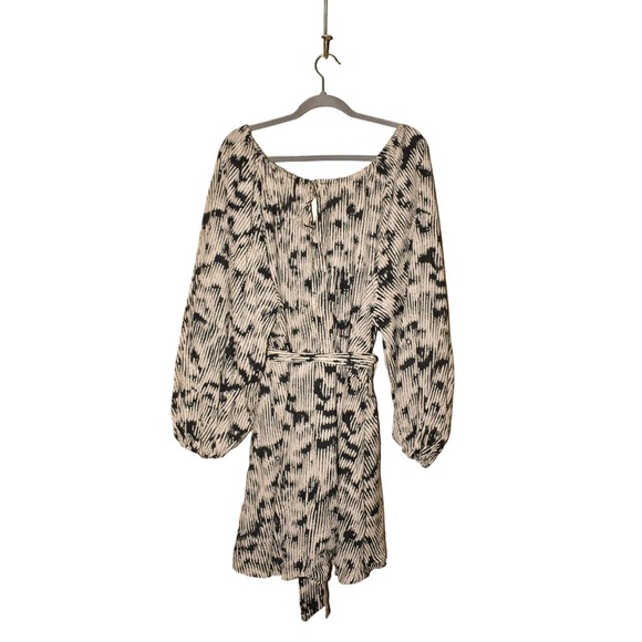 H&M NEW $70 Wide Neck Tie Belt Mini Dress Black/Cream Print XL - Picture 2 of 5